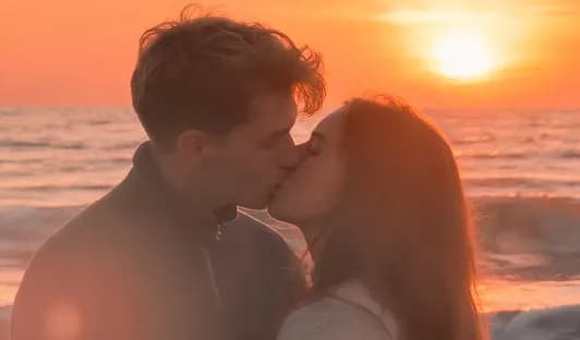 AI kissing video sample 3